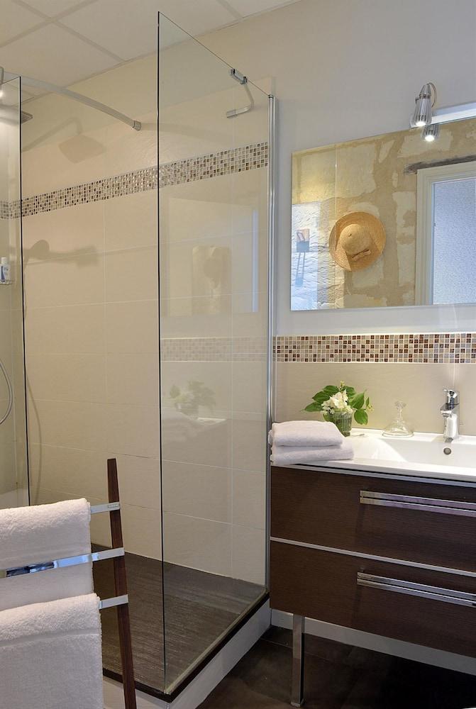 Hotel Le Plantagenet Chinon Esterno foto