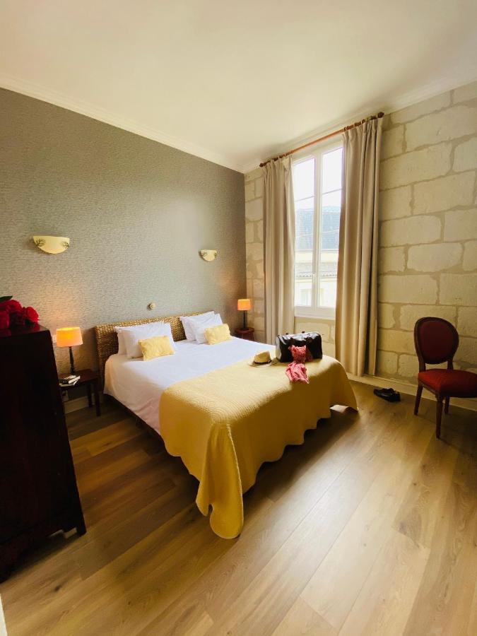 Hotel Le Plantagenet Chinon Esterno foto