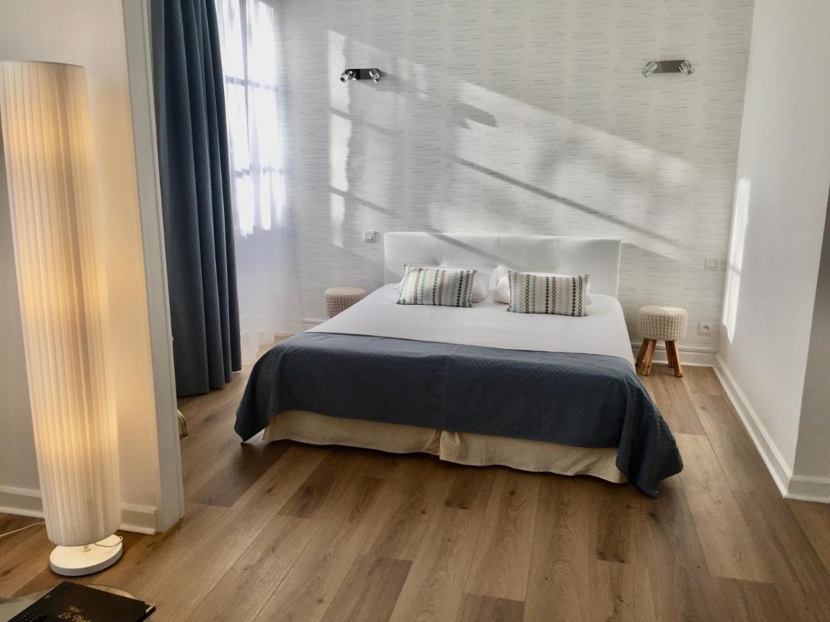 Hotel Le Plantagenet Chinon Esterno foto